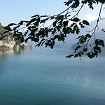 Iseolakerental - Casa Del Pescatore * Riva di Solto