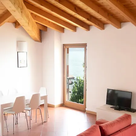 Iseolakerental - Casa Del Pescatore * ריבה די סולטו