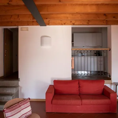Iseolakerental - Casa Del Pescatore Riva di Solto