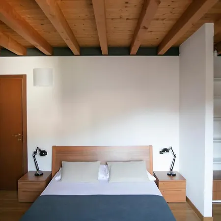 Iseolakerental - Casa Del Pescatore דירה *